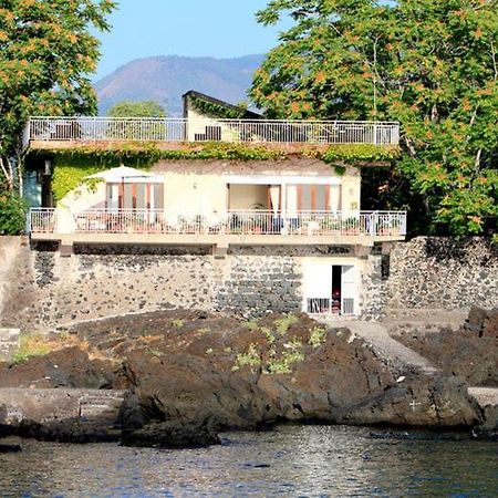 Cozy Holiday Home In Pozzillo With Terrace Acireale Exterior foto